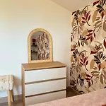 Paisible Proche Du בקתה